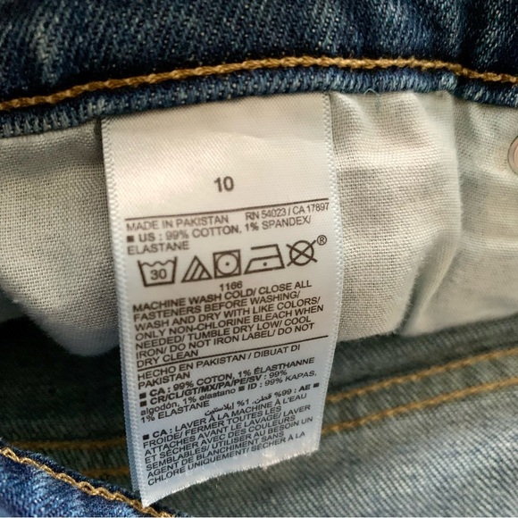 Old Navy extra high-rise sky-hi straight secret-smooth pockets jeans size 10 - Picture 9 of 9